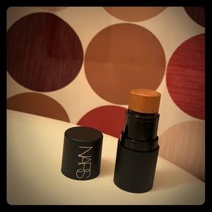Nars The multiple